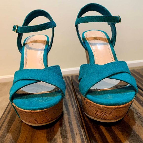 Fiona Wedges Platform Women's Sandals - Picture 3 of 4